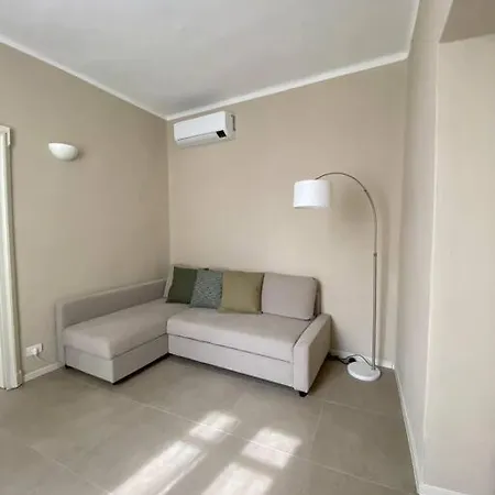 11 Apartment *